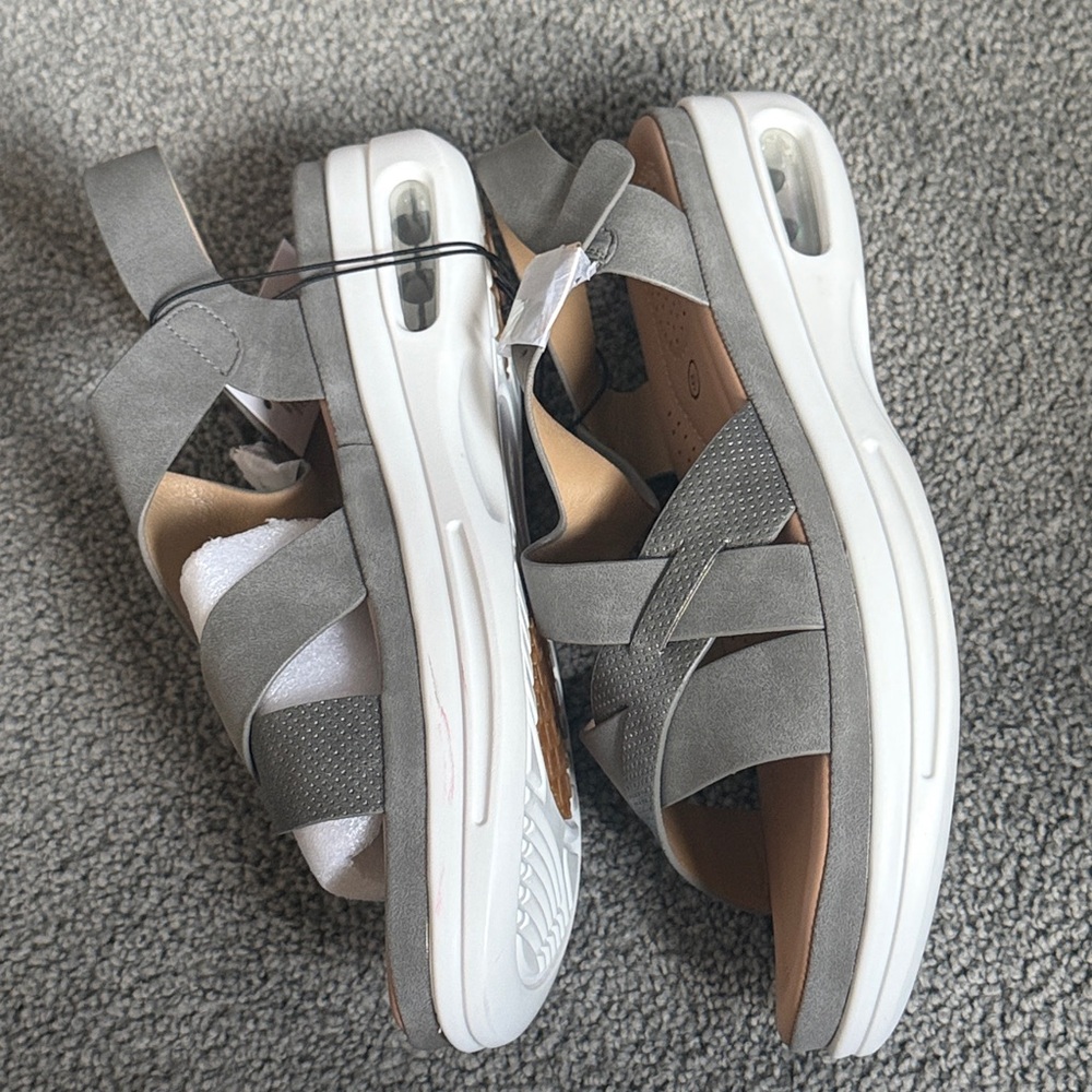 Women's Sandals by Mysoft! Taupe/Gray, Faux Suede & Leather. Size 9.5 - Picture 3 of 12
